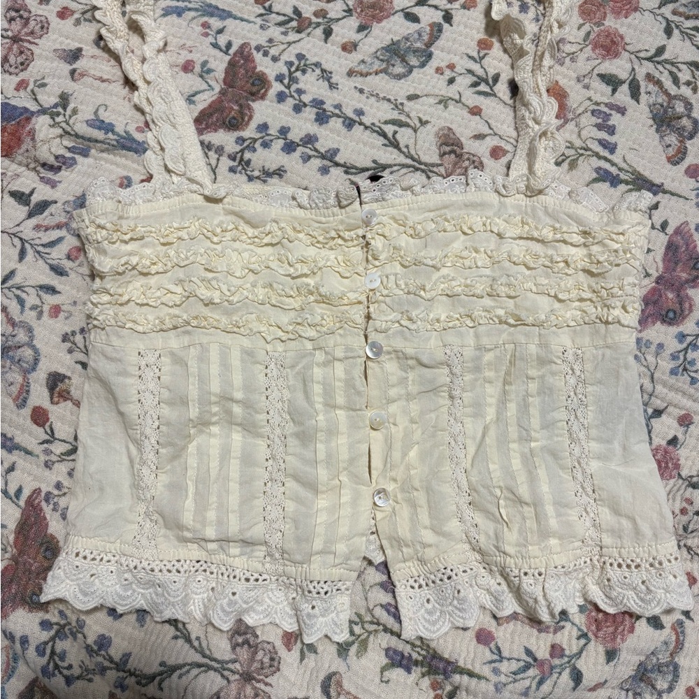 EDIKTED Hera Ruffle Cotton Button-Up Top